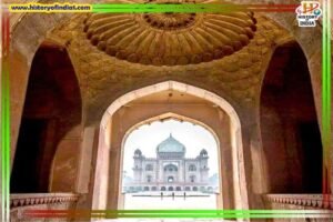 Safdarjung Tomb History In Hindi